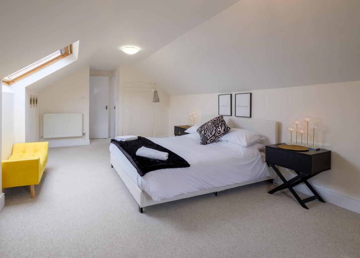 Luxury Living, Stylish Modern Apartment In The Heart Of Ryde Ryde  Εξωτερικό φωτογραφία